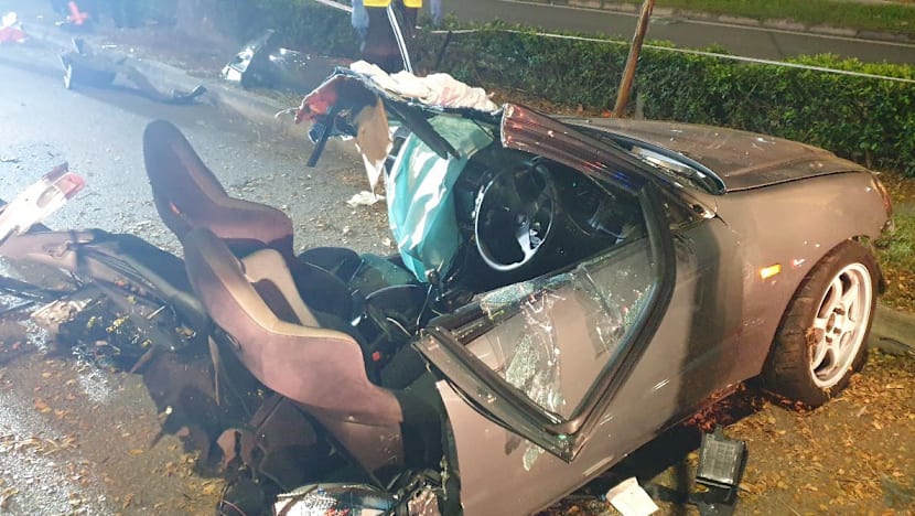 Driver who crashed into tree, splitting car in two and killing his passengers, gets jail Driver who crashed into tree, splitting car in two and killing his passengers, gets jail