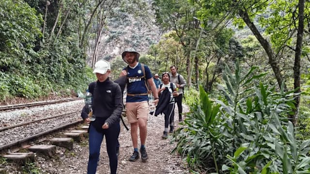 马丘比丘附近爆发示威 至少900旅客滞留