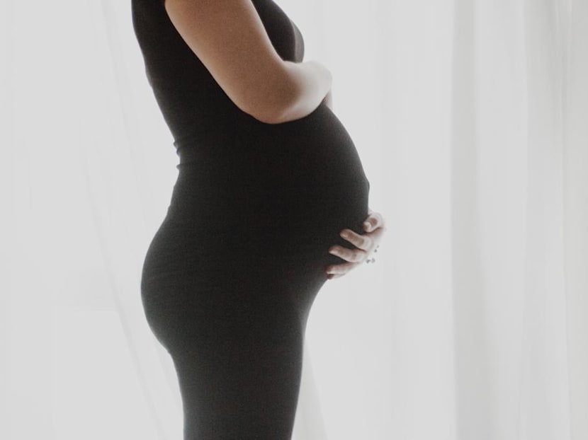 Set minimum age for women seeking abortion