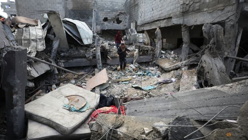 Israeli strikes kill dozens in Gaza Strip as new ceasefire talks begin Israeli strikes kill dozens in Gaza Strip as new ceasefire talks begin