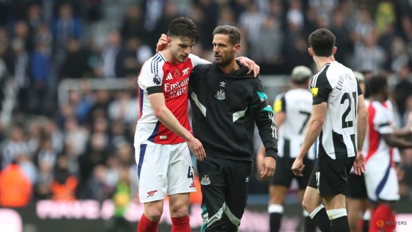 Newcastle beat Arsenal 1-0 to deliver Gunners a blow in title race