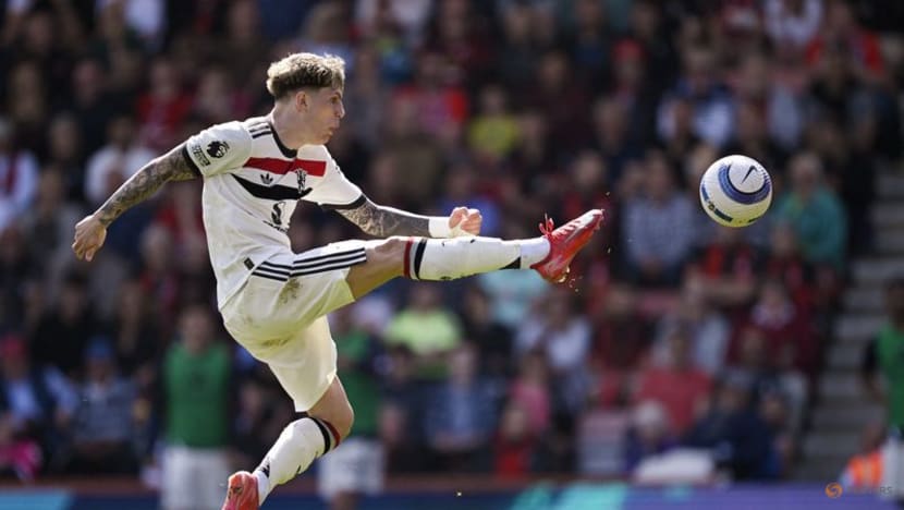 Hojlund late goal salvages draw for Man Utd at Bournemouth