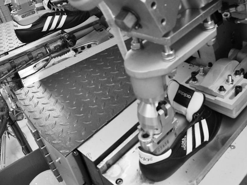 Robots may cut off path to prosperity in developing world