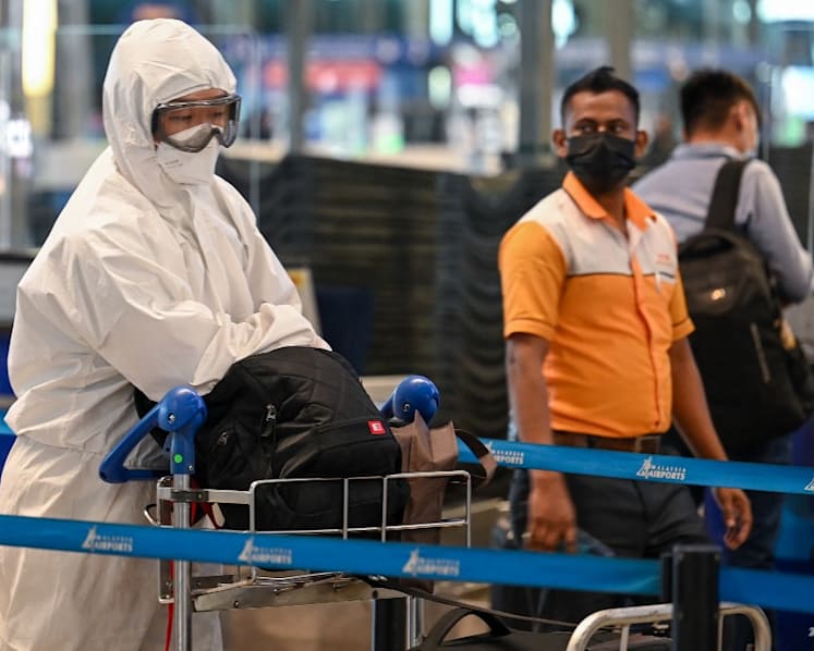 Married couple in Johor test positive for Omicron COVID-19 variant after returning from Umrah