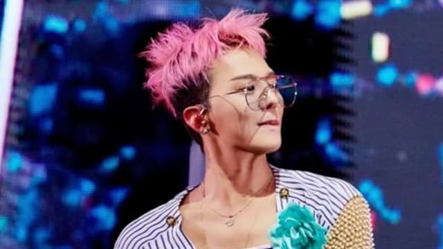 G-Dragon巡演庆功餐厅周围被逾千人挤爆，还有粉丝激动落泪！