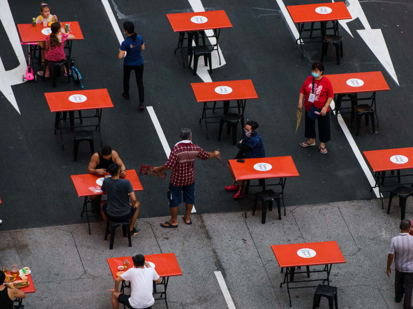 682 new Covid-19 cases and 5 deaths in Singapore