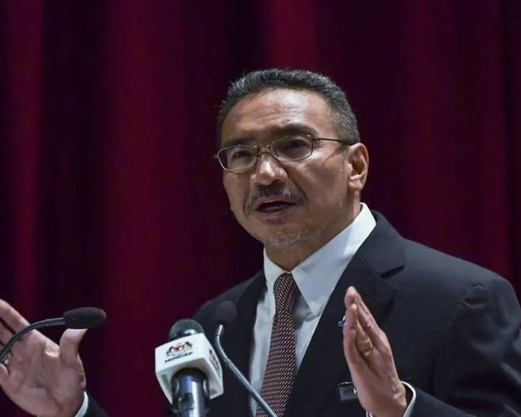 Compulsory COVID-19 booster shots for Umrah travellers from Feb 14, says Putrajaya as pilgrimages resume