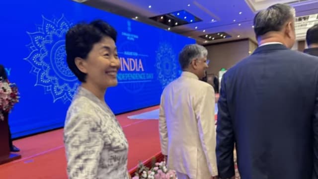 据传月初被扣留 前中国驻新加坡大使孙海燕现身北京活动