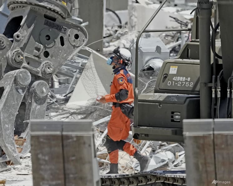 Japan quake: Elderly woman with apparent heat stroke found dead while taking shelter in car