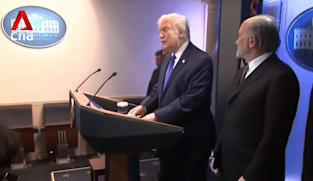 Trump sets new 10% tariff after court setback