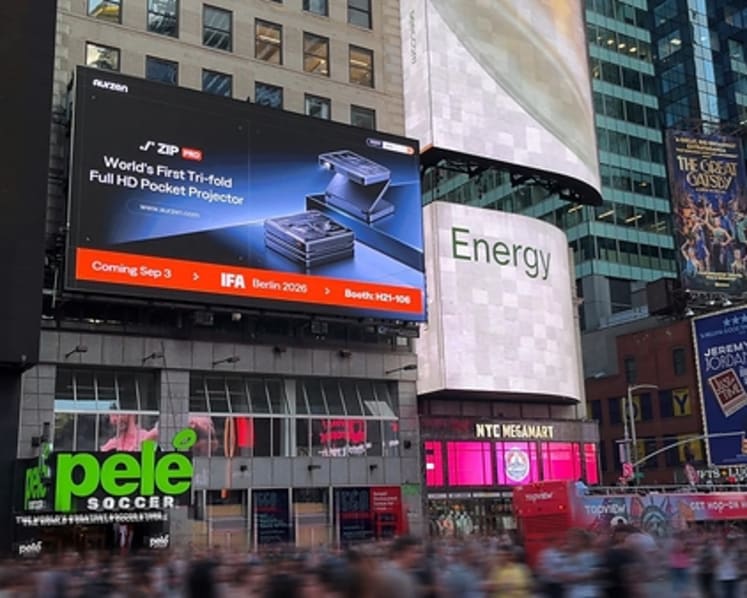 World's First Tri-Fold Full HD Pocket Projector: Aurzen ZIP Pro Takes Over Times Square