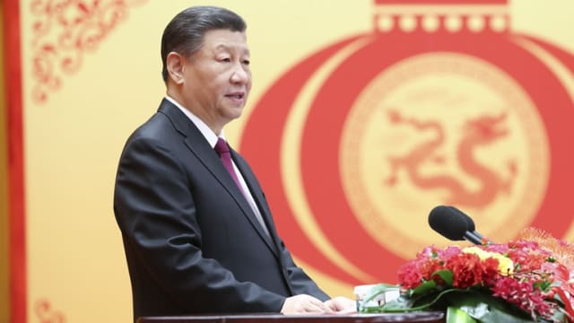 发表春节团拜贺词 习近平：放眼全球“风景这边独好”