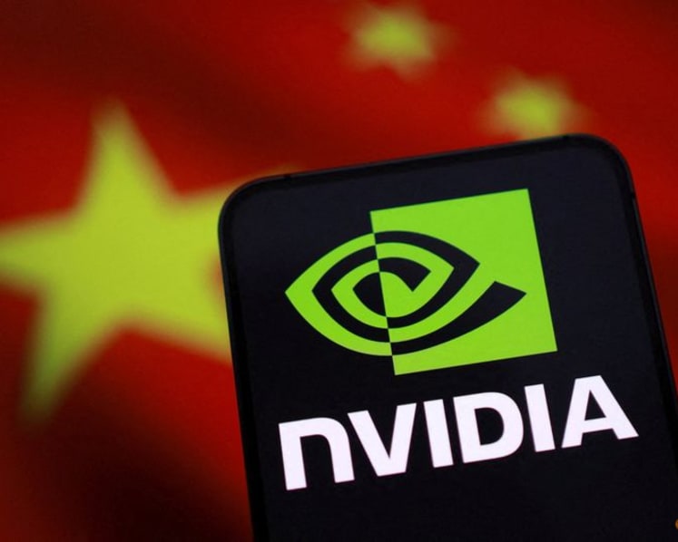 US delays China chip tariffs until 2027 amid trade truce