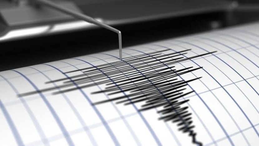 Gempa bumi 6.2 Richter landa Sulawesi Gempa bumi 6.2 Richter landa Sulawesi