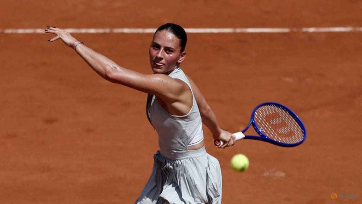Ukraine's Kostyuk keeps focus in Paris after missile strike near parents' home