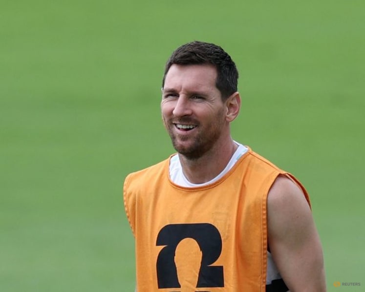 Messi in a happy place as Argentina ready to take on England