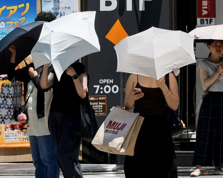 Japan sizzles in first 'brutally hot' days of the year