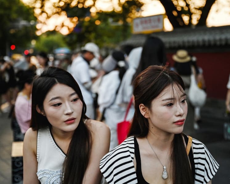 Chinese authorities warn comedians against provoking 'gender opposition'