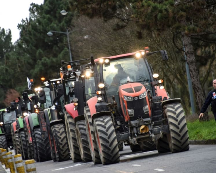French farmers’ protests temporarily halted, as government announces new aid measures for agriculture sector