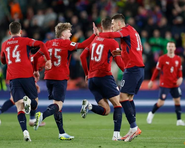 Czechs book World Cup playoff final spot after penalty shootout win against Ireland