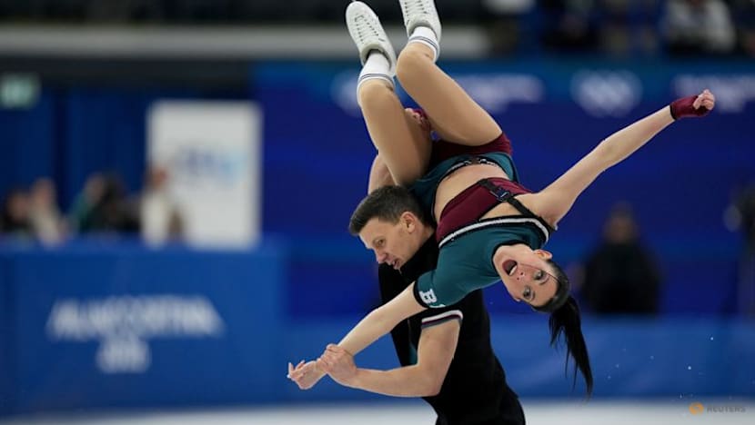 Olympics–Figure skating-Italy’s Guignard and Fabbri chase another Olympic bronze