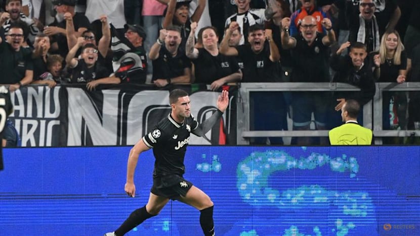 Juventus deny Dortmund with last-gasp fightback in eight-goal epic