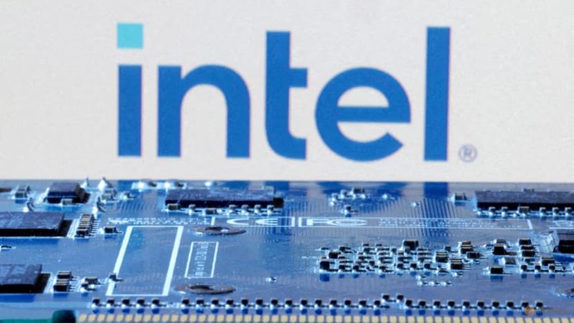 Apollo eyes $5 billion investment in Intel, Bloomberg News reports Apollo eyes $5 billion investment in Intel, Bloomberg News reports