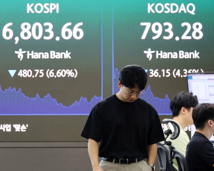 Analysis:Korean 'ants' swarm back to Wall Street as KOSPI rout dents homecoming drive