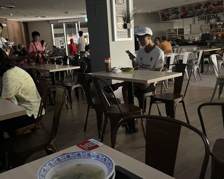 Parts of Hougang hit by brief power outage, energy authority investigating
