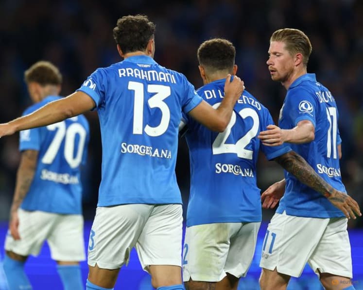 Inter rout Parma, De Bruyne double lifts Napoli