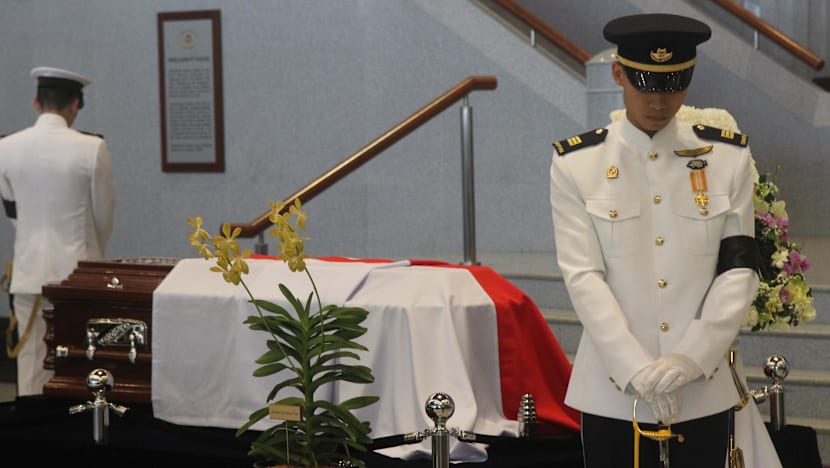 Thousands pay final respects to Mr Lee Kuan Yew