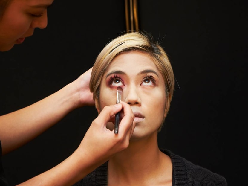 The Only Halloween Make-Up Tutorial You’ll Need (It Only Takes 15 Minutes!)