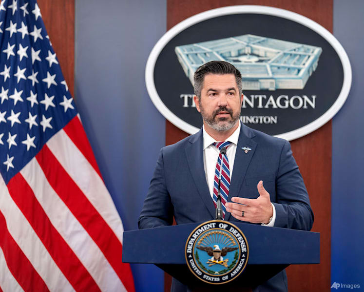 US news outlets reject Pentagon press access policy
