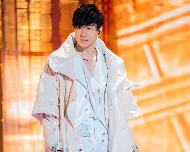 Singaporean singer JJ Lin is only non-K-pop act to win Best Artist at Korean award show 