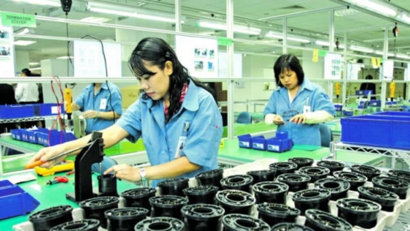Singapore factory activity contracts for 4th straight month