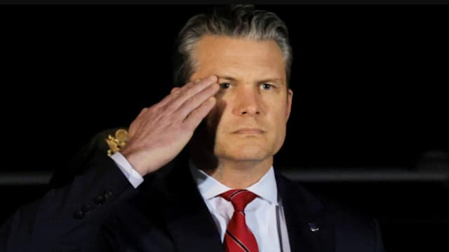 美防长：对伊朗空袭将加剧 战事时长取决于特朗普