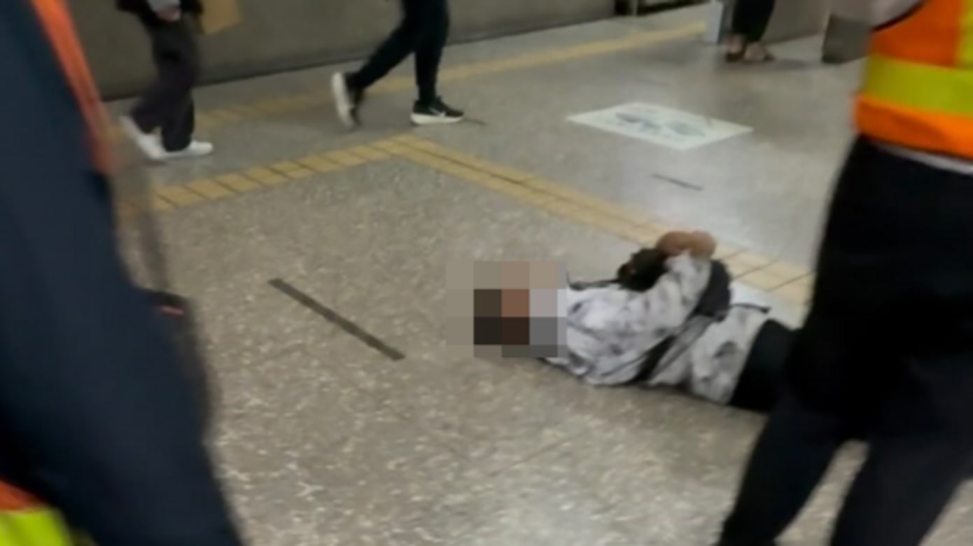无法出示车票被请下车 男子躺卧台湾新营站地面
