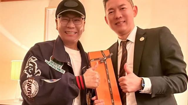 沈玉琳住院7个月竟还能赚钱！喜送保险顾问爱马仕
