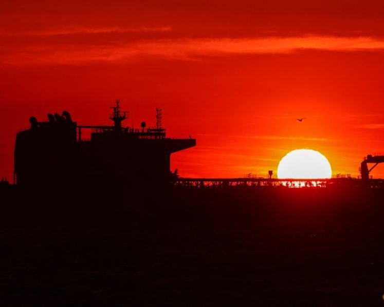 Explainer-How the Iran war oil and gas supply shock compares with past disruptions