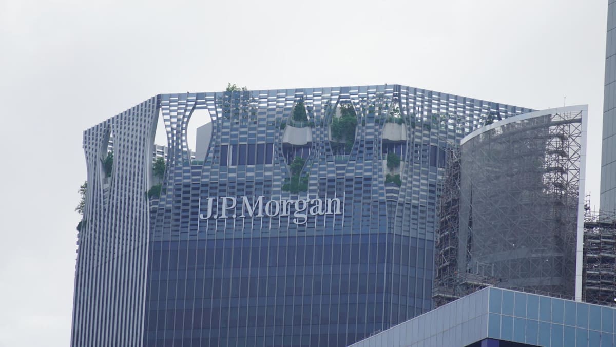 MAS hands JPMorgan S$2.4 million civil penalty over misconduct by its  relationship managers - CNA