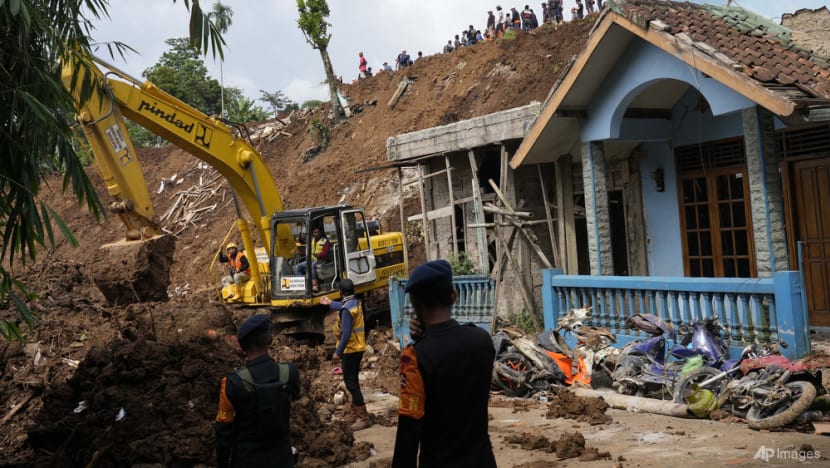 Commentary: Indonesia quake - a devastating example of how shallow earthquakes can be destructive