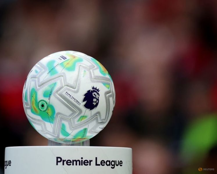 English football 'dangerously exposed' to financial risk, regulator finds