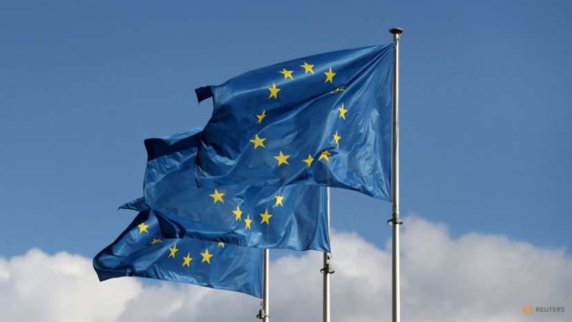 Corning offers to waive exclusive deals in EU antitrust probe, may stave off fine