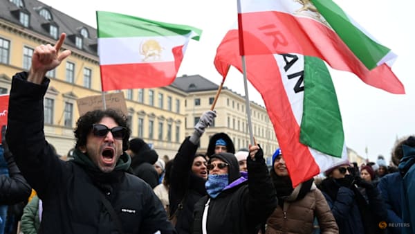 Limited internet briefly returns in Iran after protest blackout