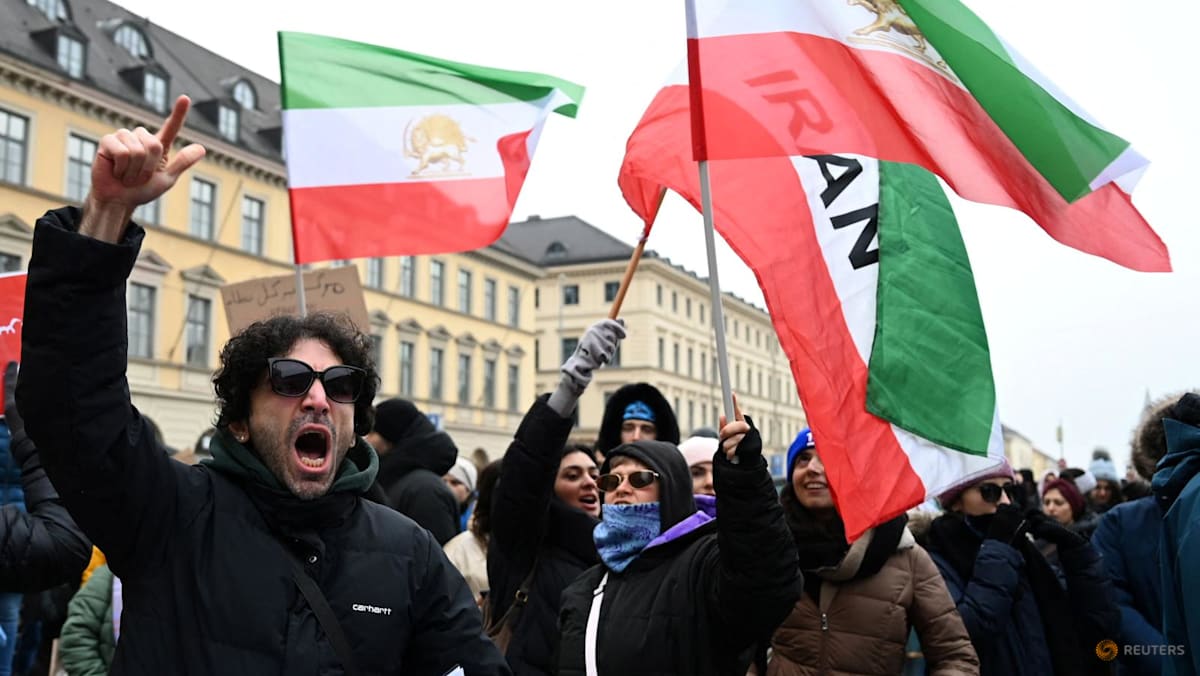 Limited internet returns in Iran after protest blackout