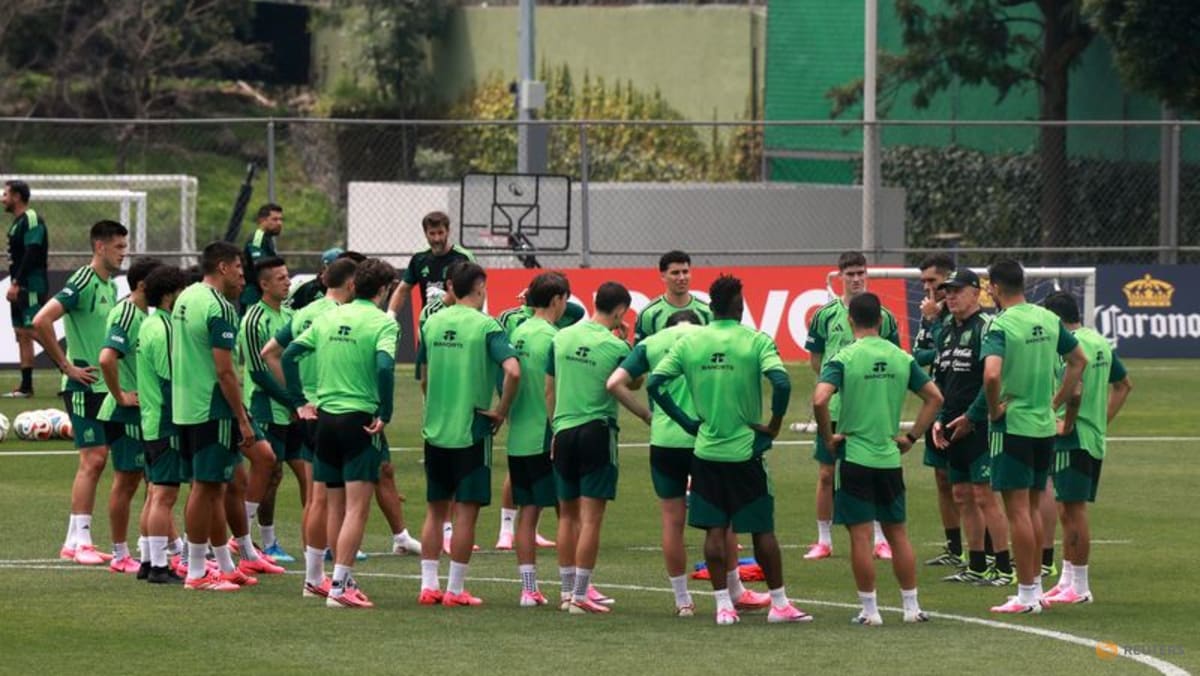 Hosts Mexico face South Africa under pressure to d