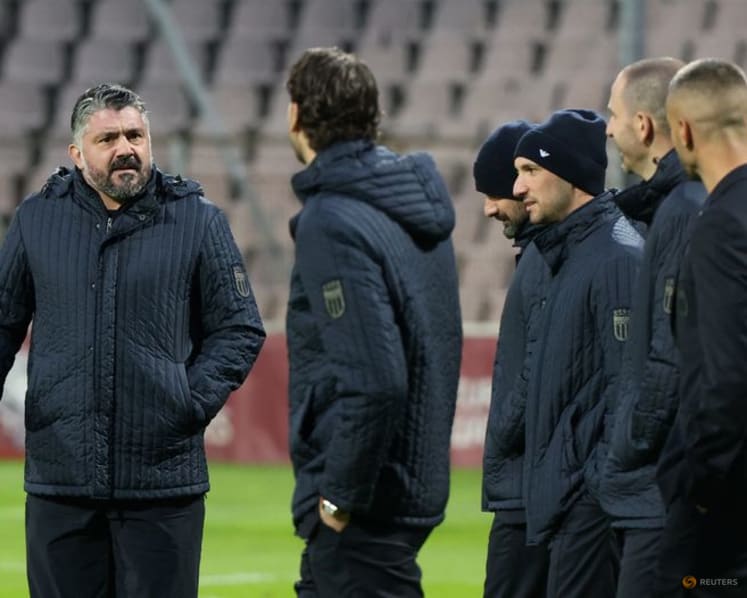 Italy coach Gattuso shrugs off Bosnia atmosphere saying fans don't score goals