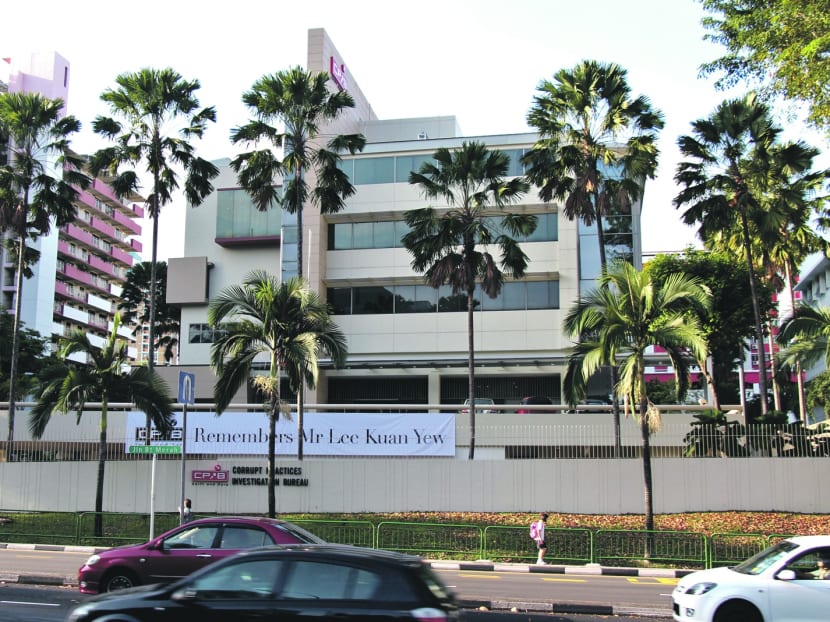 A tribute for the late Mr Lee Kuan Yew is seen at the Corrupt Practices Investigation Bureau. Photo: Low Weixin