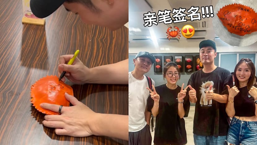 Chinese Actors Sign Autographs On Chilli Crab Shell After Dining At Toa Payoh Seafood Restaurant