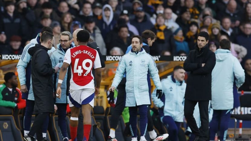 Lewis-Skelly red card leaves Arsenal boss Arteta 'fuming' and pundits baffled
